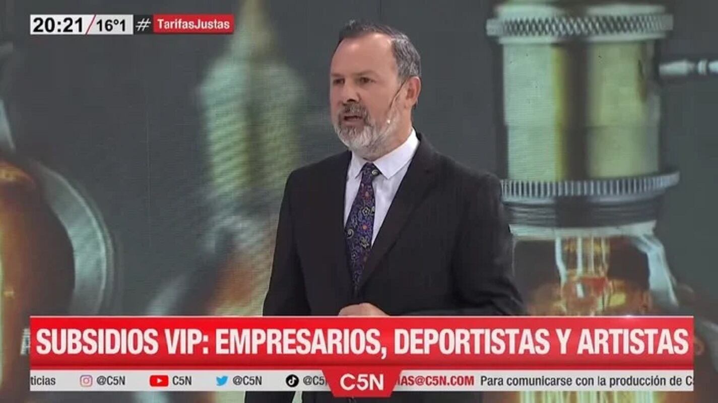 Cobertura en C5N de la lista de personas que supuestamente recibían subsidios