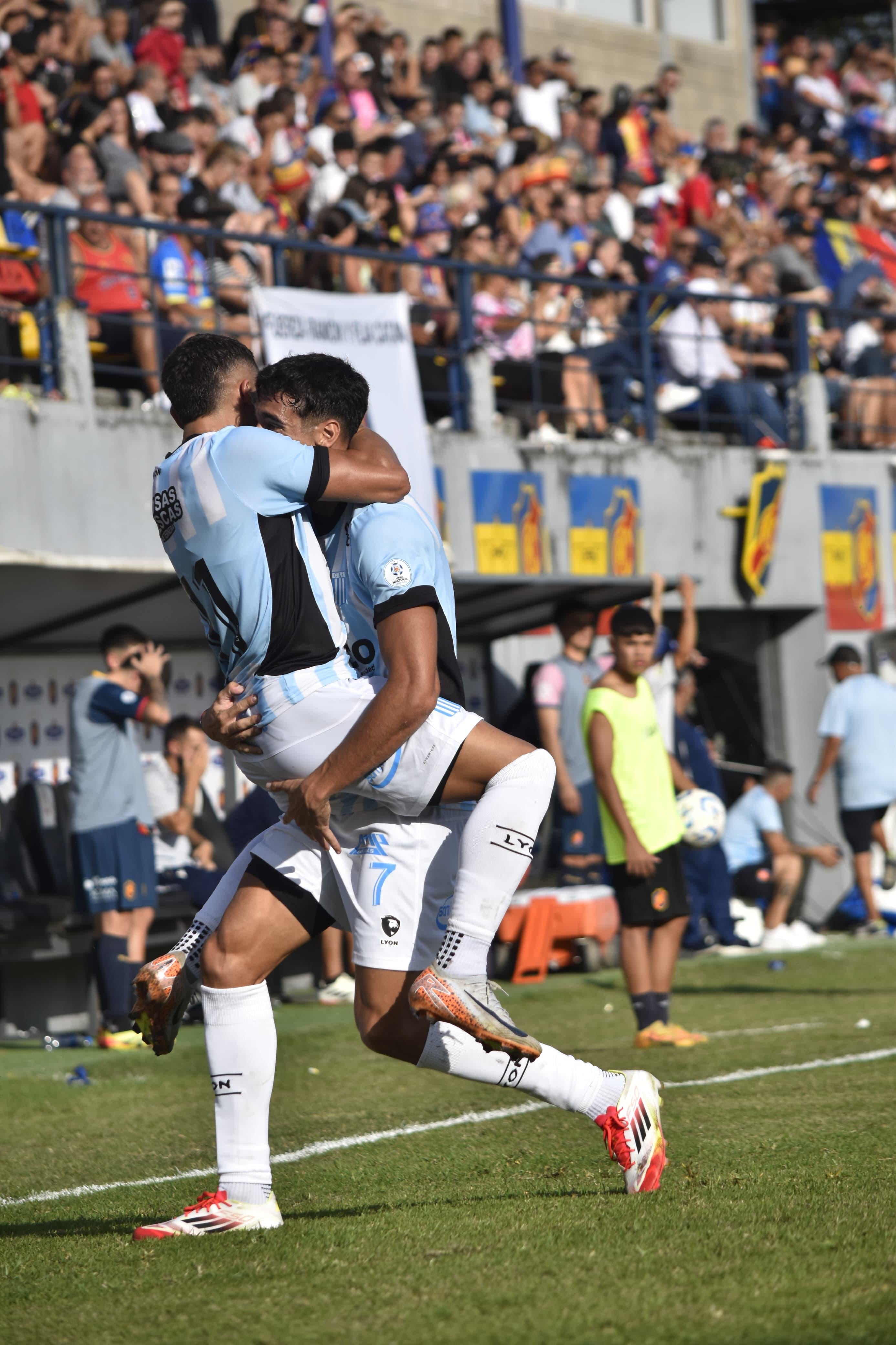 Racing le ganó 1-0 a Colegiales por la Primera Nacional. (Prensa Racing)