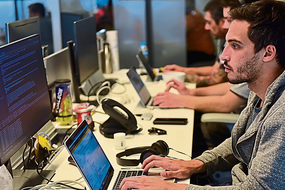 Empleo en Córdoba: el 78% de los jóvenes profesionales padecen sueldos bajos