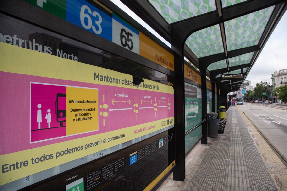 La larga definición sobre el paro de colectivos se trasladó a las redes: los mejores memes