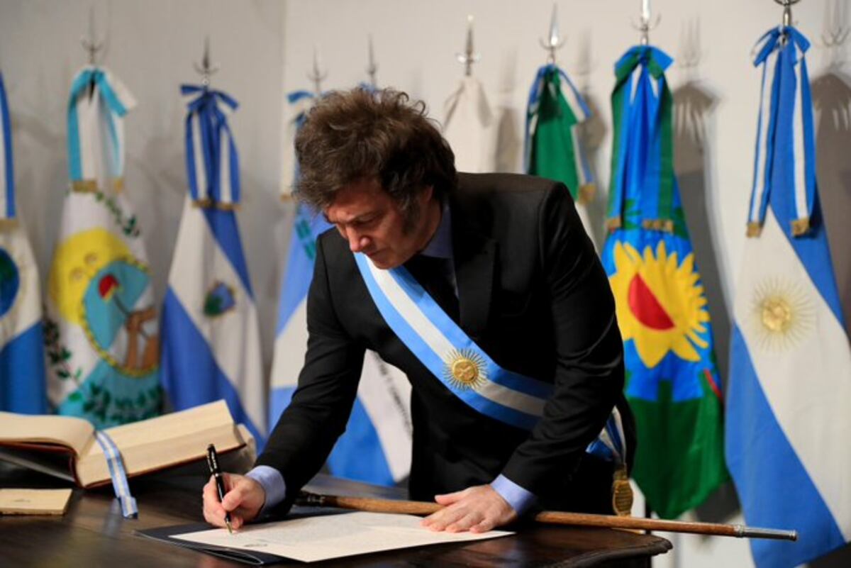 Pacto de Mayo: reformas económicas pretenciosas sin perjuicios por incumplirlas