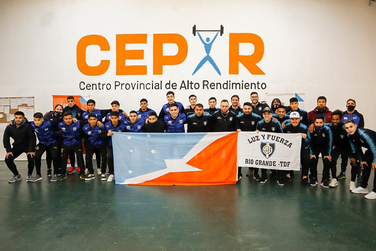 Equipos de Futsal San Martín y Luz y Fuerza de Río Grande.