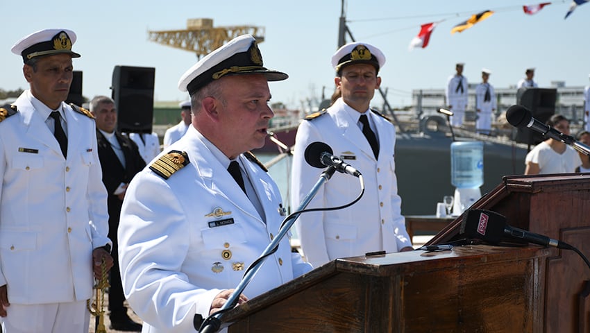 Puerto Belgrano: ceremonia de entrega de espadas a Suboficiales Segundos