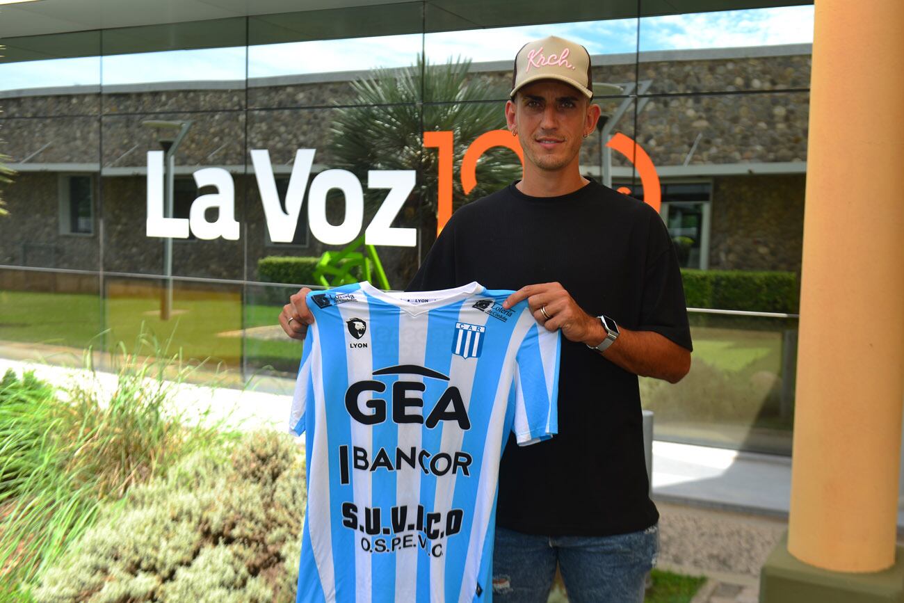 Bruno Nasta, delantero de Racing de Nueva Italia. (Nicolás Bravo / La Voz)