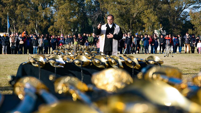 Puerto Belgrano: harán la entrega de espadas a Suboficiales de la Armada