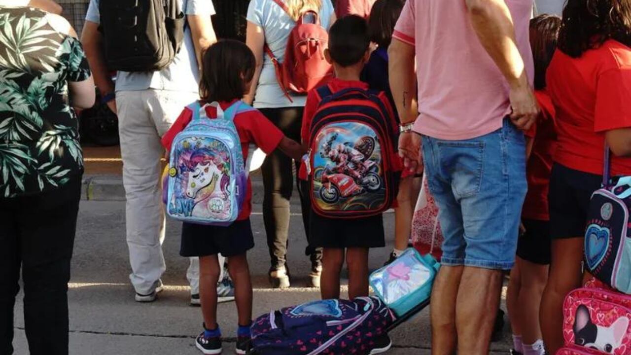 Suspenden clases en San Carlos, Tunuyán, Tupungato y Potrerillos por viento zonda (imagen ilustrativa)