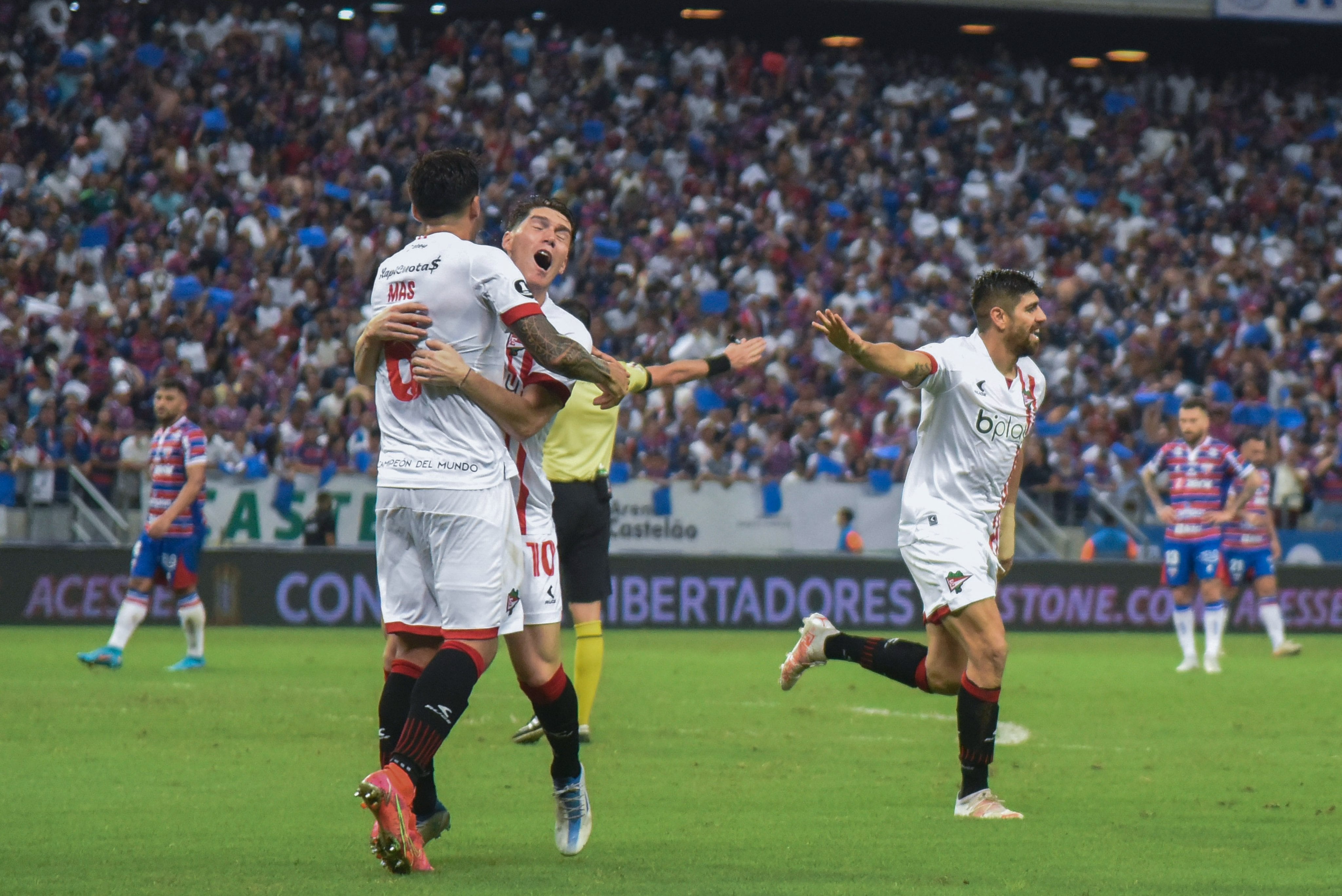 El "Pincha" consiguió el pase a los Cuartos de Final, siendo superior en los 180 minutos de la serie contra Fortaleza.