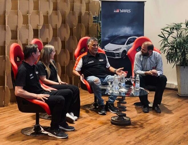 Gabriel Raies, durante el encuentro del equipo Toyota del Rally Argentino con fanáticos de la marca.