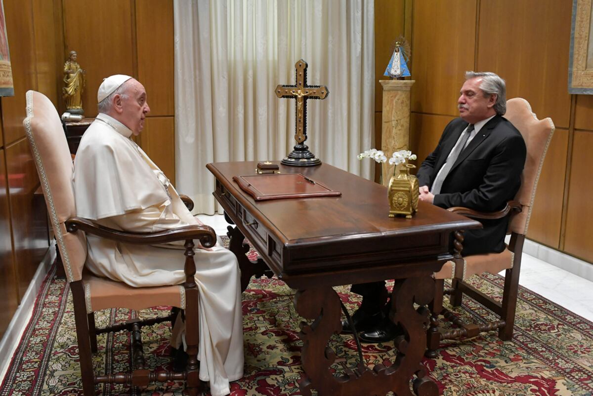 Vuelve a tensarse la relación entre Alberto Fernández y el Papa Francisco: “La pobreza en Argentina está en un 52%, ¿qué pasó?”