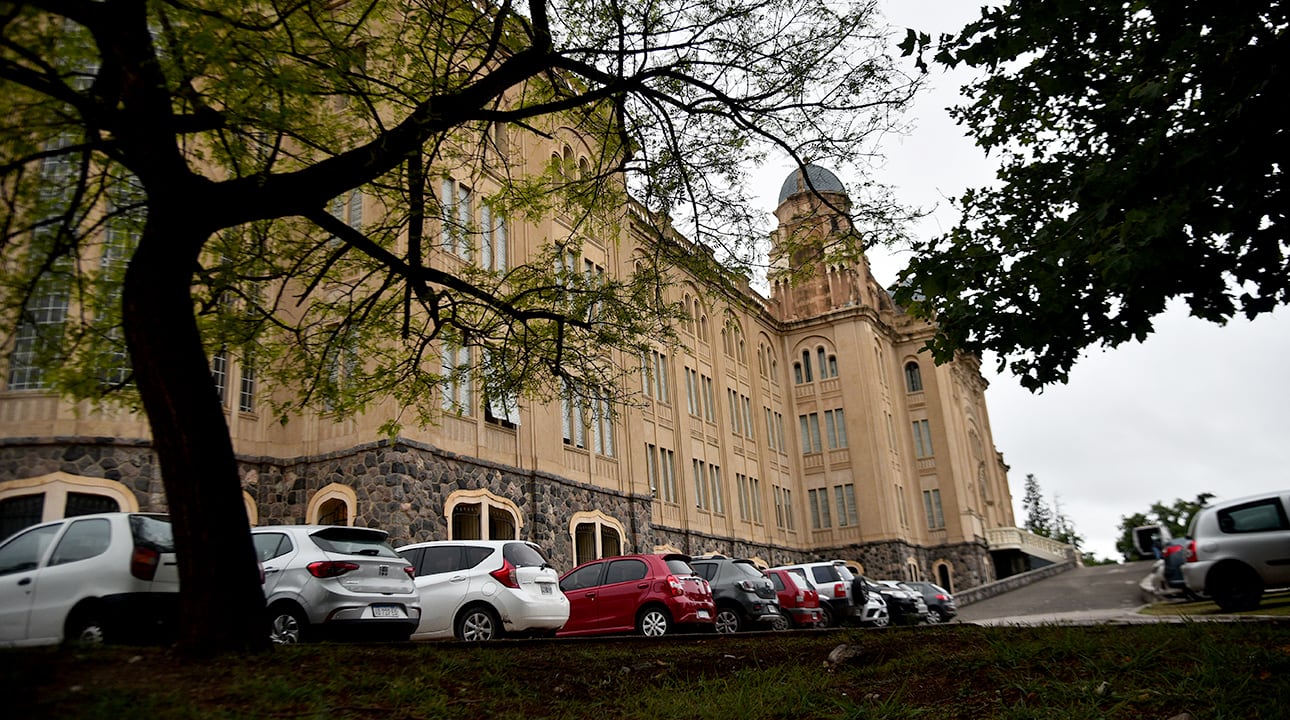 Córdoba. Suspenden por dos días las clases en el La Salle por un brote de Delta. Foto: Pedro Castillo / La Voz