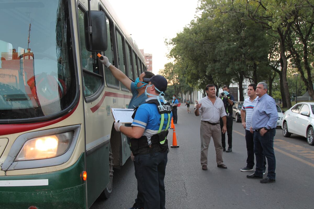 Los colectivos en Chaco podrán transitar con un 100% de ocupación