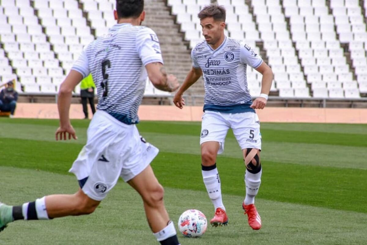 El volante que llegaría a Belgrano para 2022