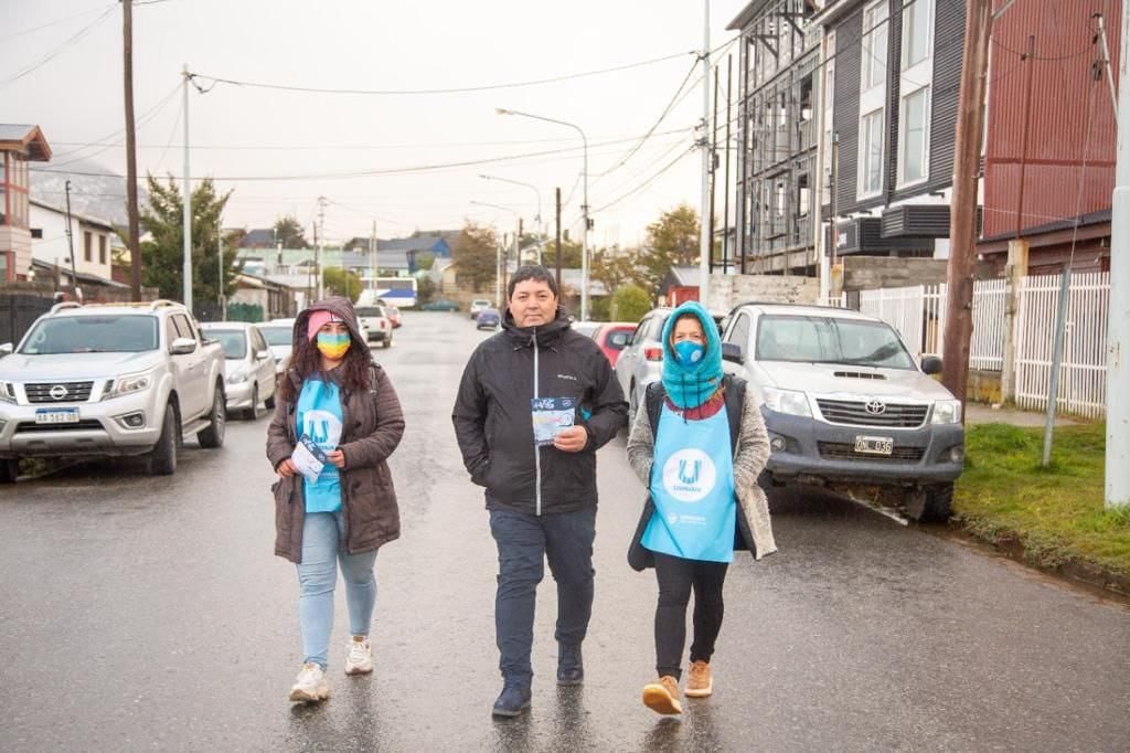 EMUSH 2022 - los referentes municipales recorrieron los barrios donde se realiza el encuentro.