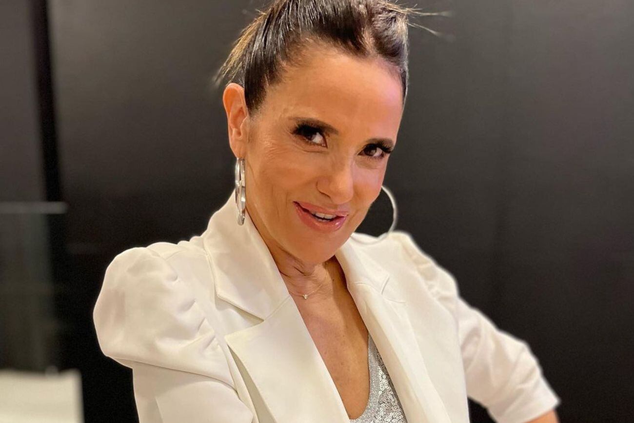 A los 57 años, Fernanda Callejón deslumbró Instagram con un look metalizado