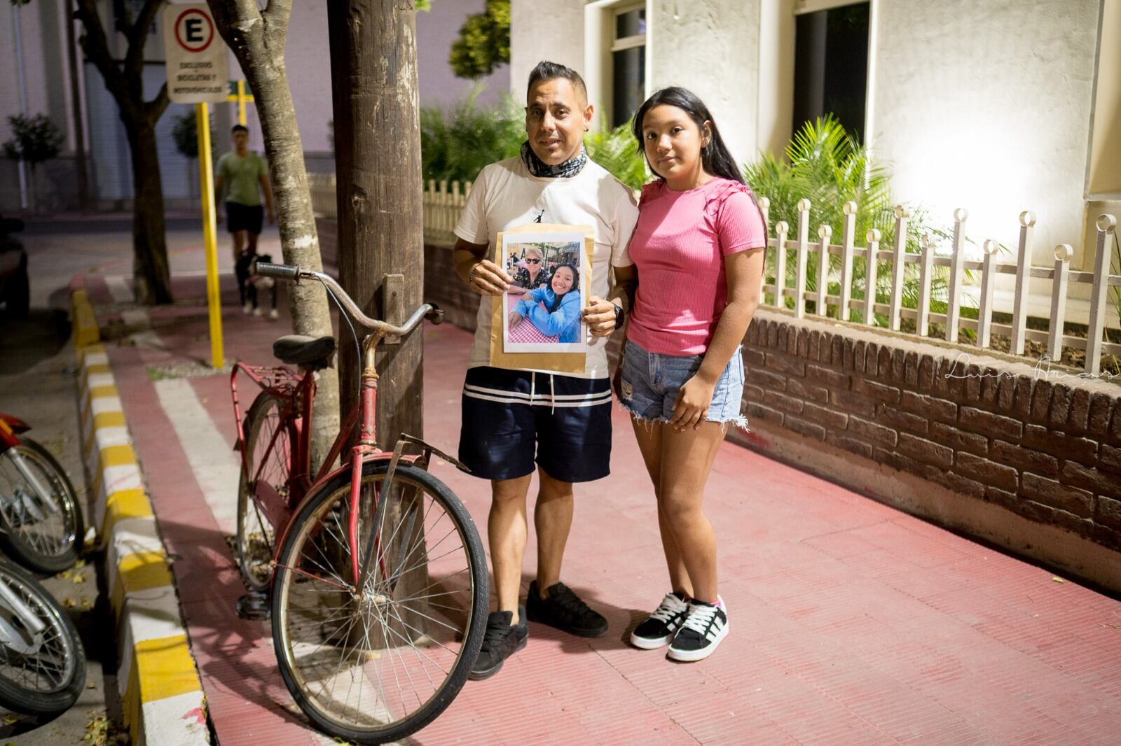 La Olvidada la historia de la bicicleta roja de Arroyito