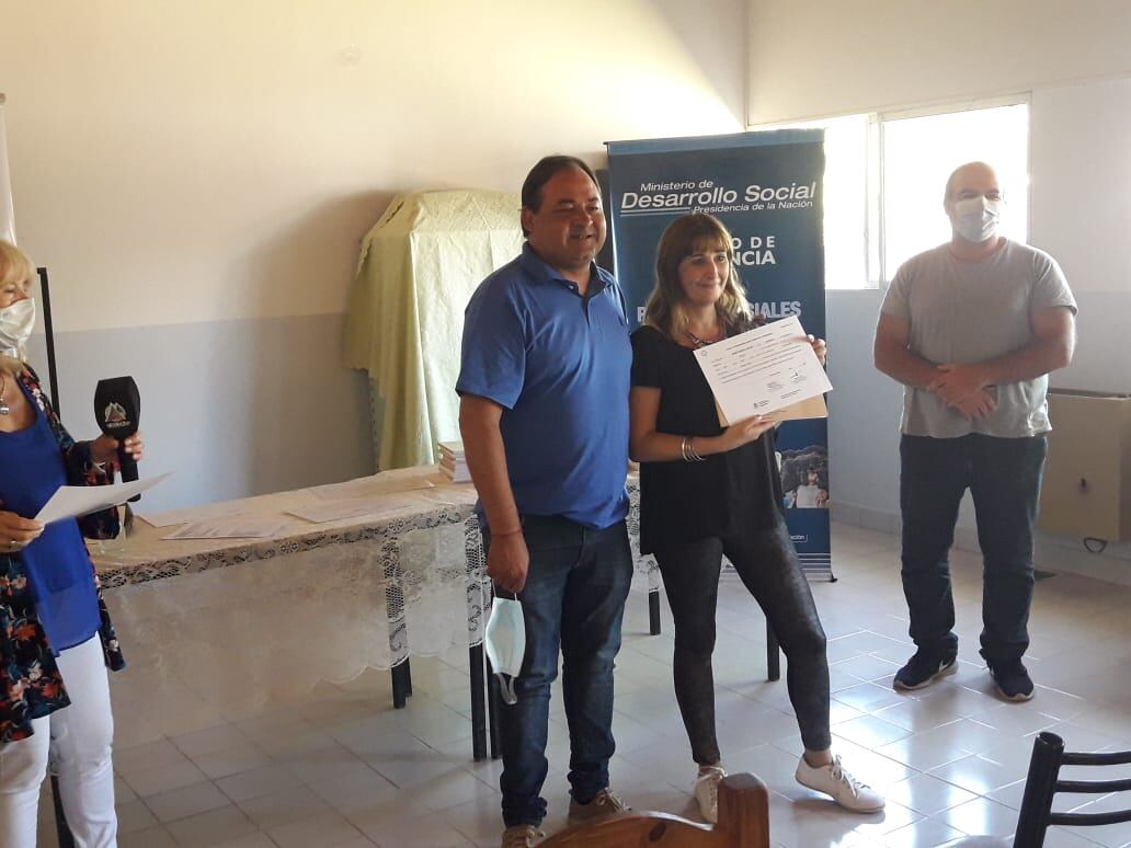 Entrega de Diplomas del Curso de Actualización en deterioro cognitivo, Alzheimer y otras demencias para Cuidadores Domiciliarios.