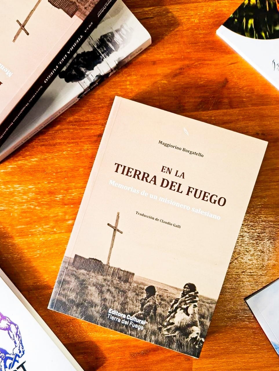 La Editora Cultural TDF presenta el libro traducido al castellano.