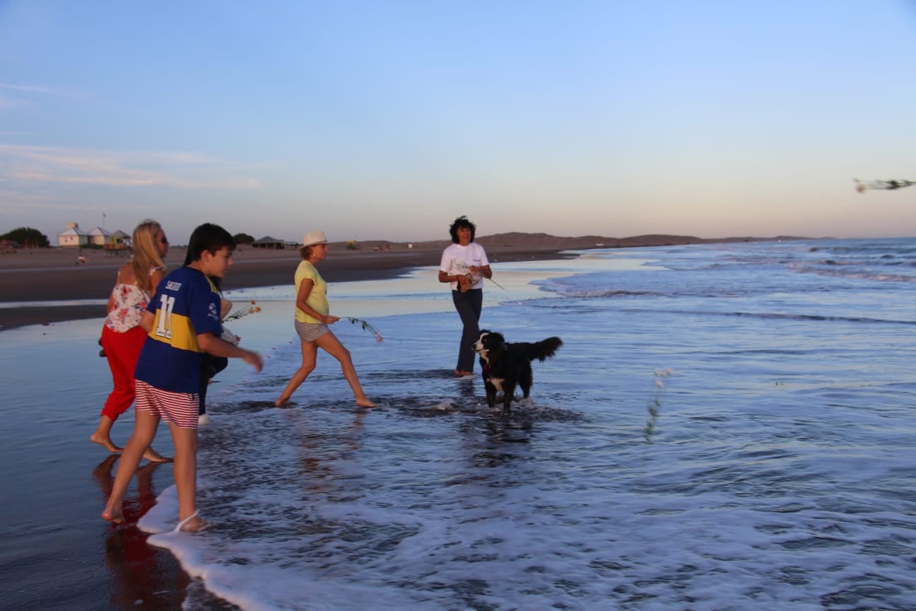 Con la apertura de la Oficina de Turismo se inauguró la temporada de verano en Orense