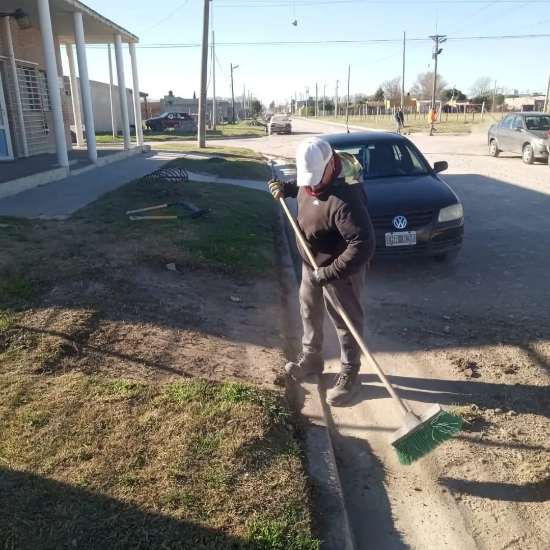 Barrios Limpios trabajo en el barrio Los Ranchos