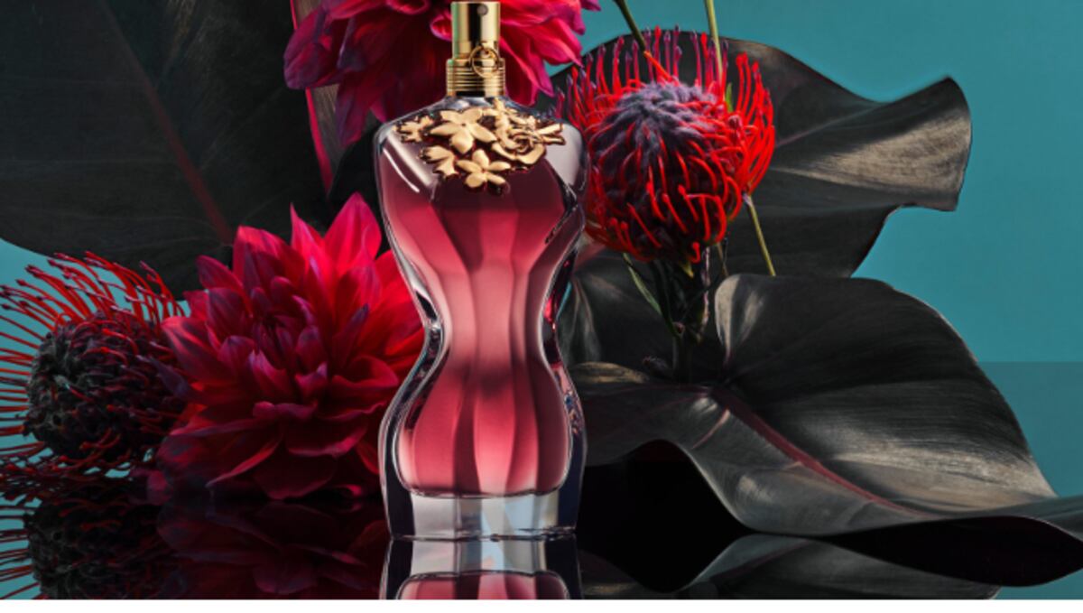 Este es el perfume imperdible, de muy buen precio y que huele igual a La Belle de Jean-Paul Gaultier