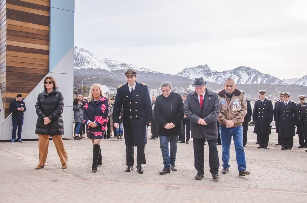 Acto por el aniversario del fallecimiento del comodoro de Marina Augusto Lasserre