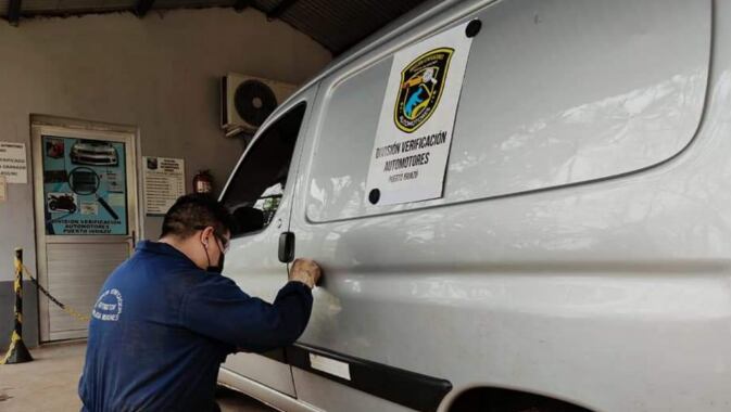 Dos utilitarios fueron secuestrados por adulteraciones de chasis.