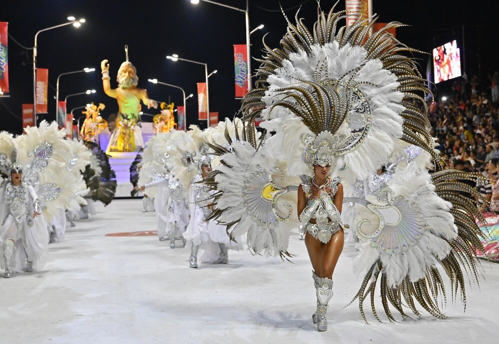 CONCORDIA: COMENZÓ EL CARNAVAL MÁS PASIONAL DEL PAÍS