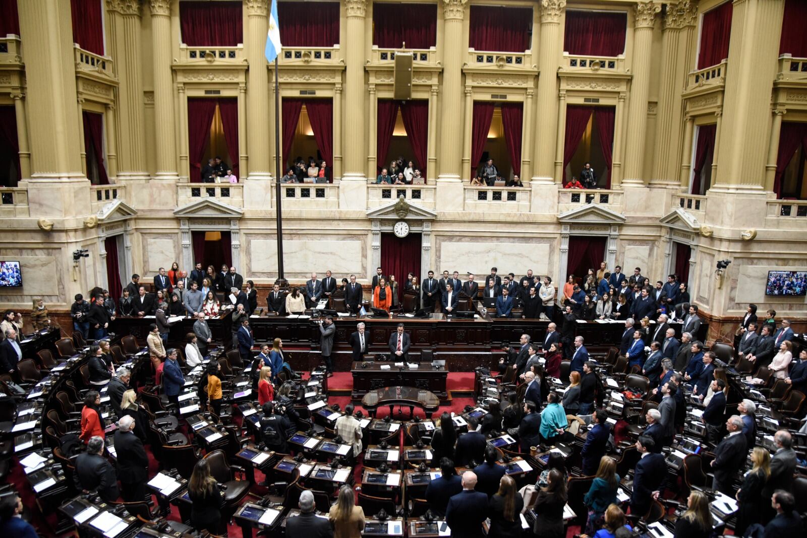 Diputados retoma el debate sobre la reducción de la jornada laboral.