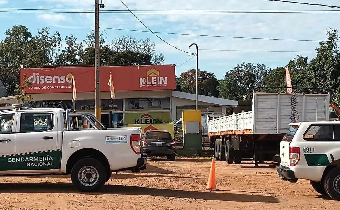 Investigan contrabando de soja en Oberá: realizaron allanamientos en una empresa constructora.