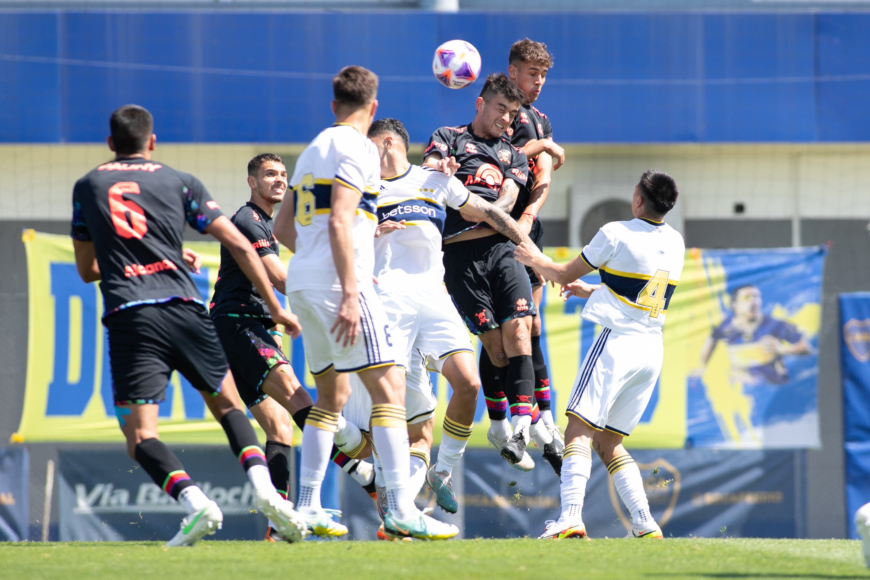 Un partido jugado a pura potencia, Belgrano perdió con Boca y quedó a quinta en la Zona B (Prensa Belgrano).