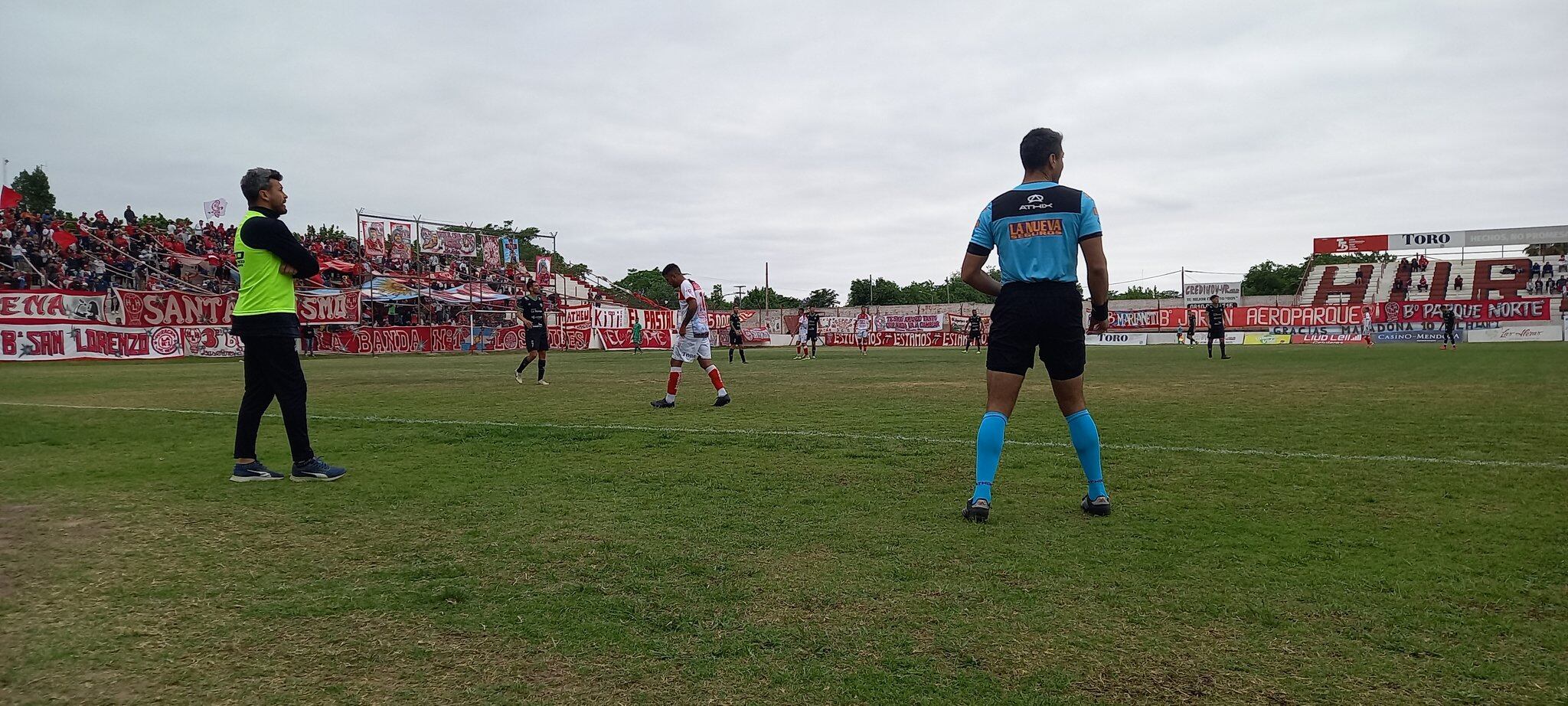 Huracán vs. Ferro GP: previo al momento que el técnico del equipo de La Pampa recibiera un impacto de bala en el hombro izquierdo.