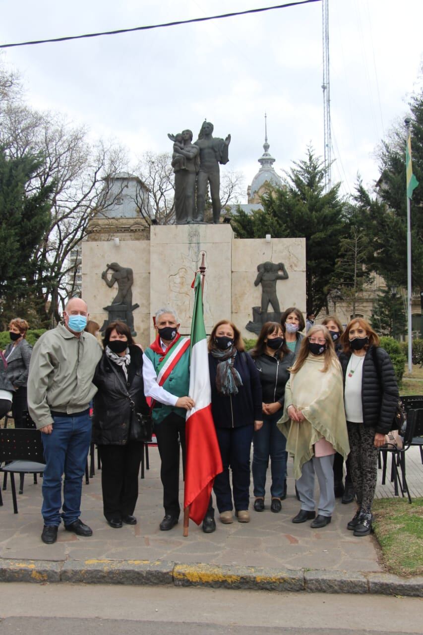 Acto oficial por el Día del Inmigrante