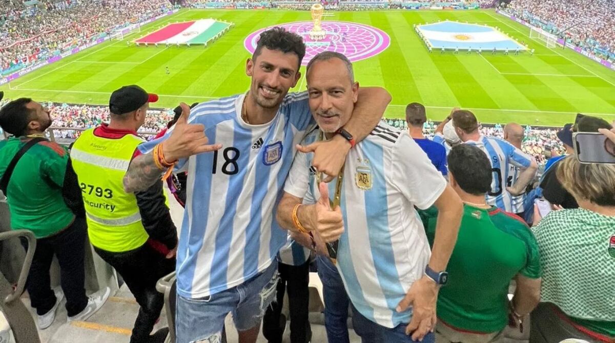 El relato del hincha brutalmente golpeado por cuatro mexicanos en Qatar: “Nos gritaron ‘argentinos de m...’ y nos pegaron”