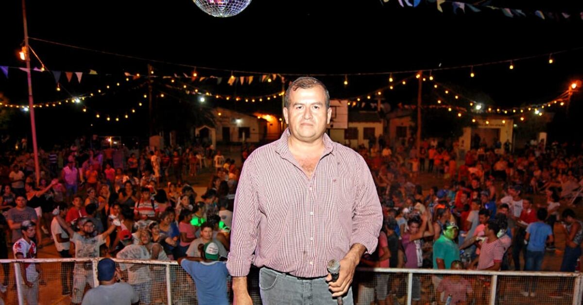 Imputan al intendente de El Quebrachal por intentar cobrar el IFE y lo denuncian por amenazas
