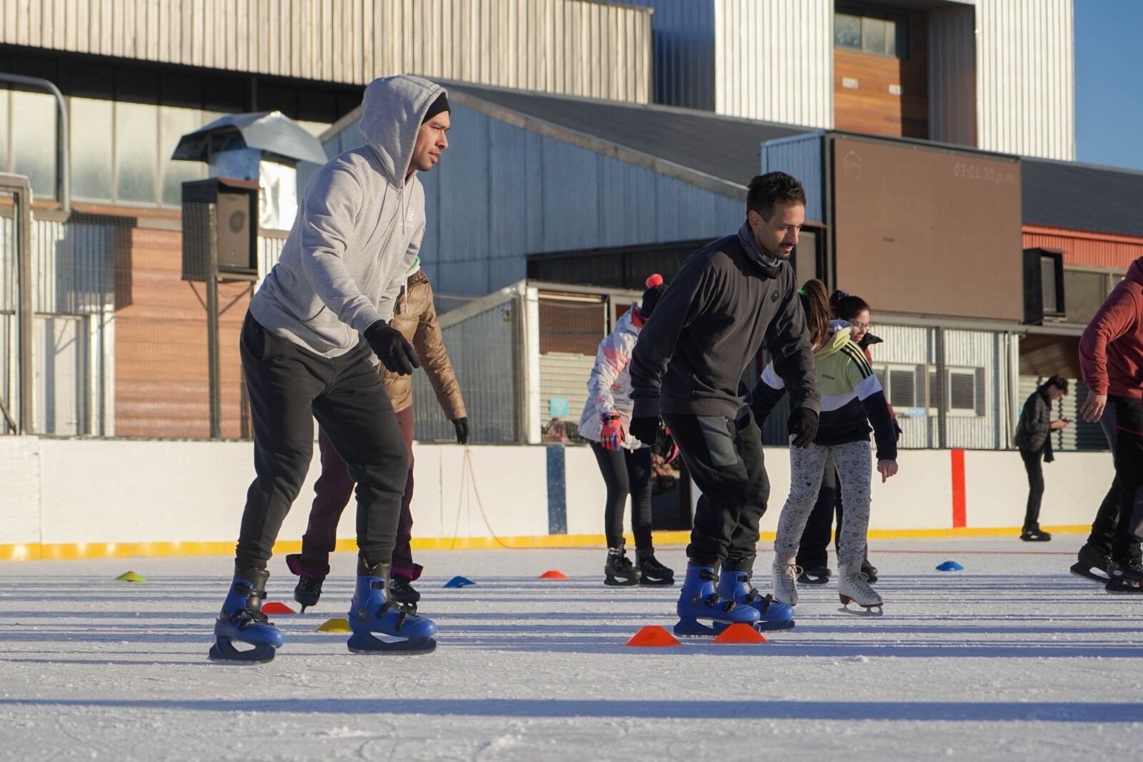 El “Curso Básico de Patinaje sobre Hielo” fue exitoso