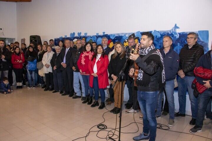 Claudia Cittadino de Compromiso Vecinal presente en el Acto oficial por el 9 de julio