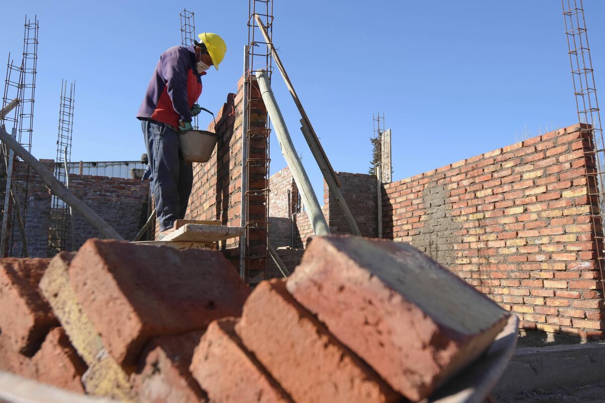 Empresas y trabajadores de la construcción solicitaron apoyo de la Legislatura chaqueña ante la crisis del sector