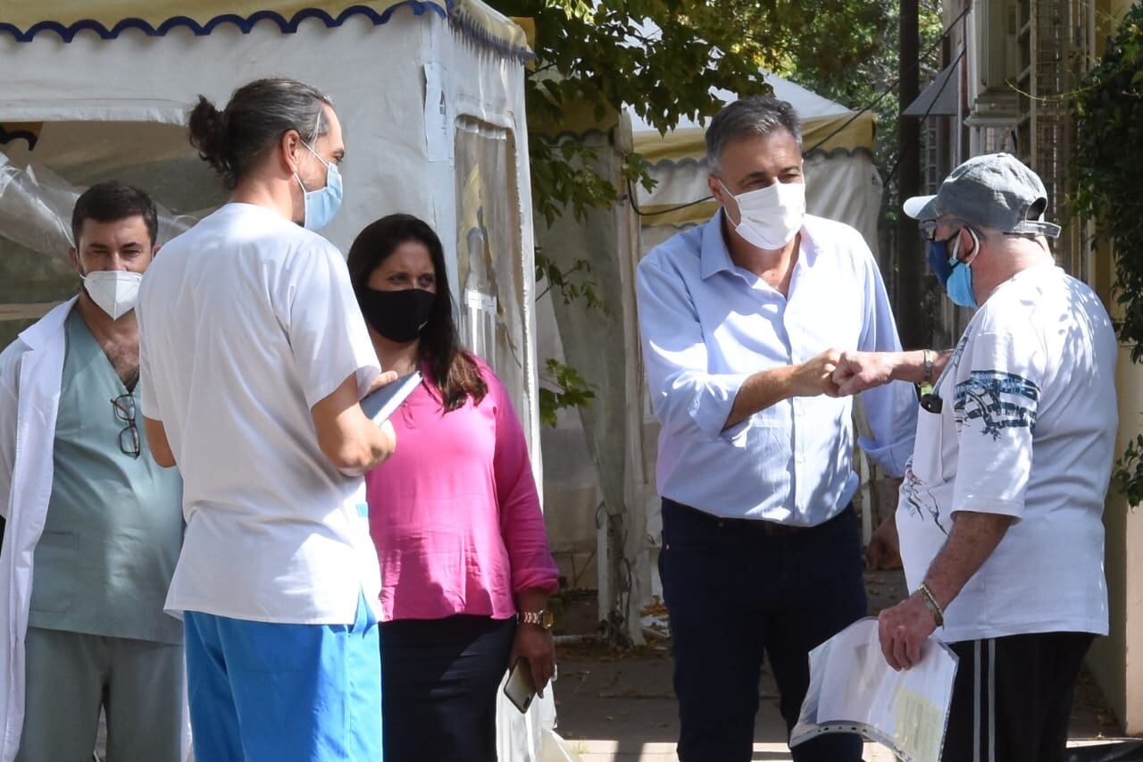 Visita del intendente Luis Castellano y equipo al Hospital de Rafaela