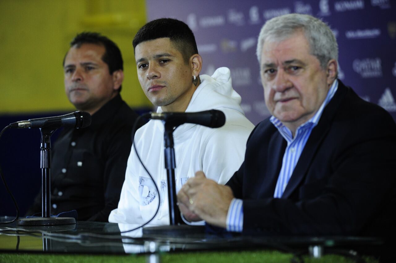 El futbolista Marcos Rojo fue presentado como flamante refuerzo de Boca Juniors. (Clarín)