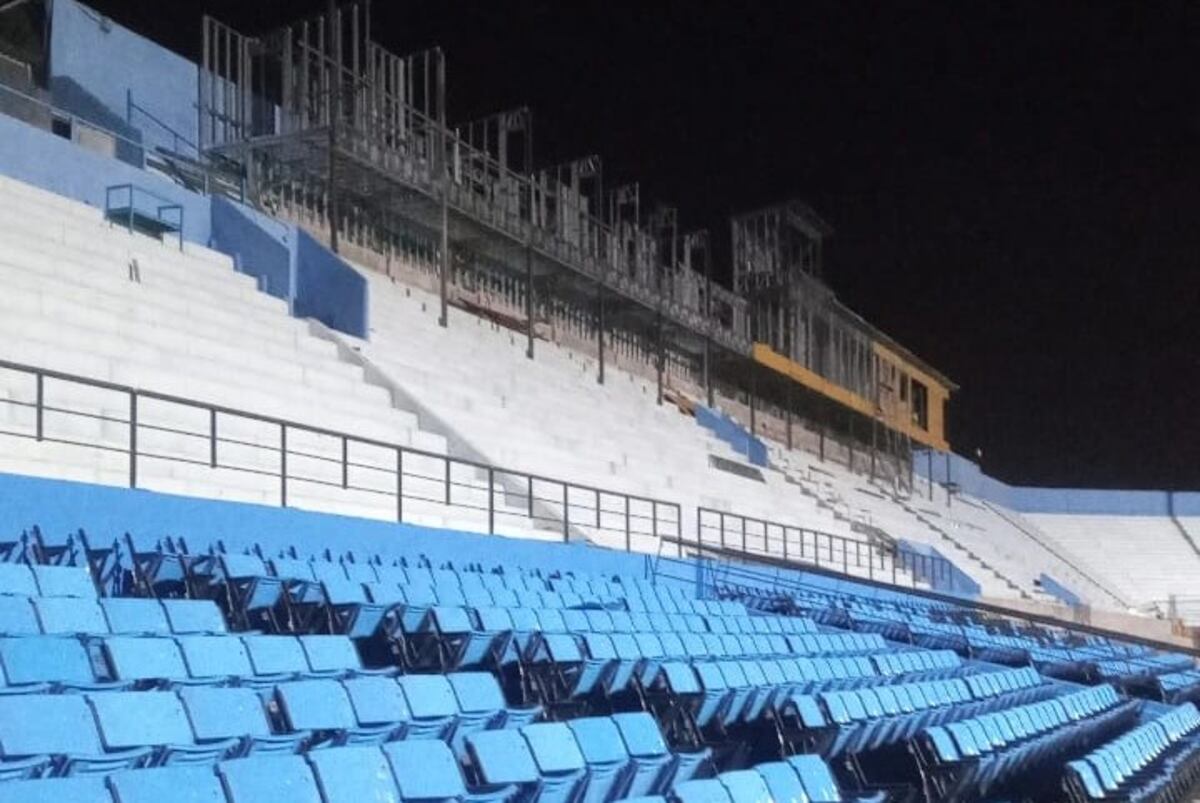 Belgrano no llegó con el tiempo y seguirá en el Kempes: ¿Cuándo vuelve a Alberdi?