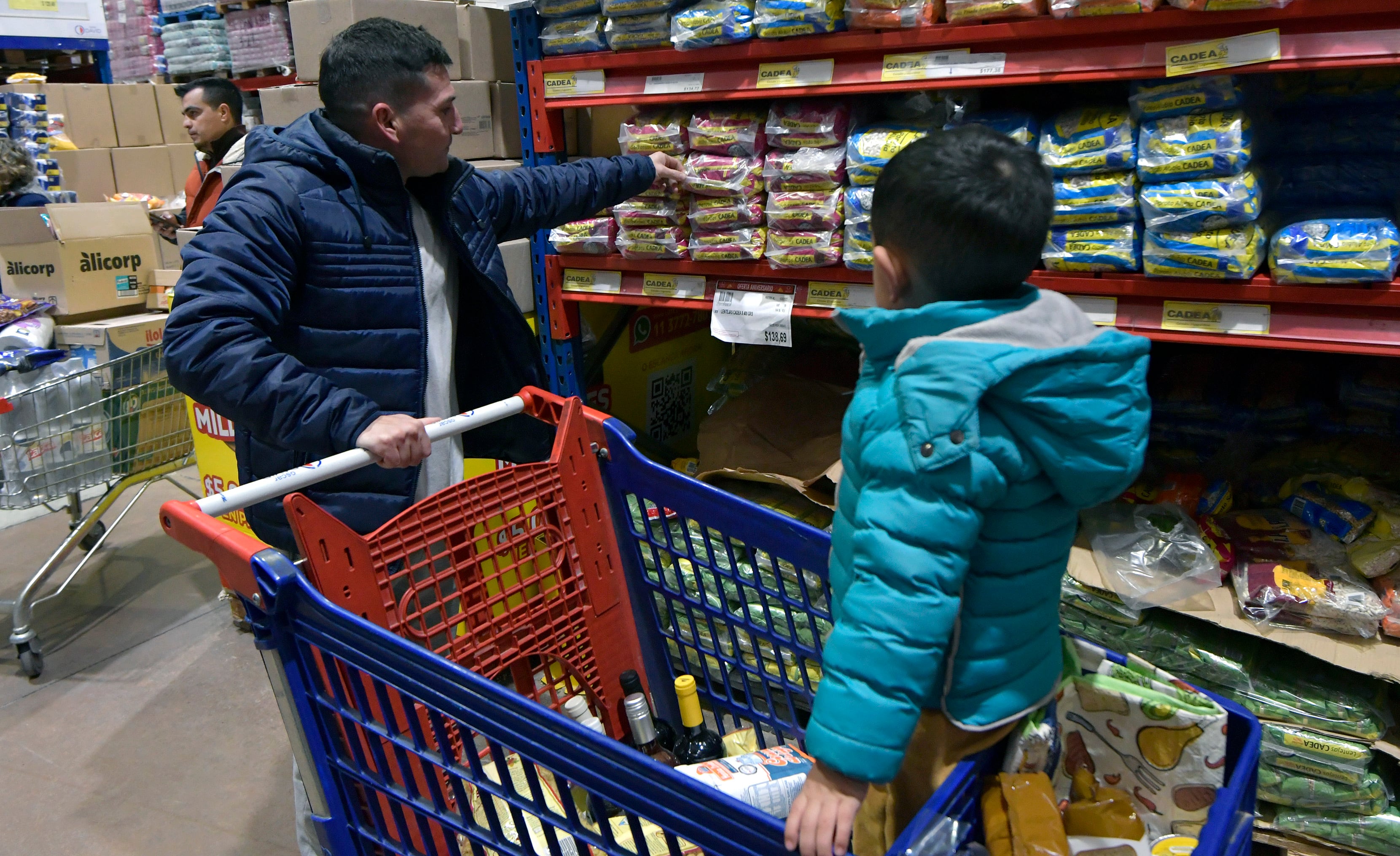 La inflación descontrolada impacta de llenos en las gastos de las familias