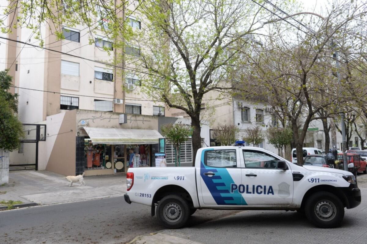 La Plata: una mamá dejó abandonados a tres hijos menores de edad en la casa y al retirarse dejó al cuarto en la comisaría