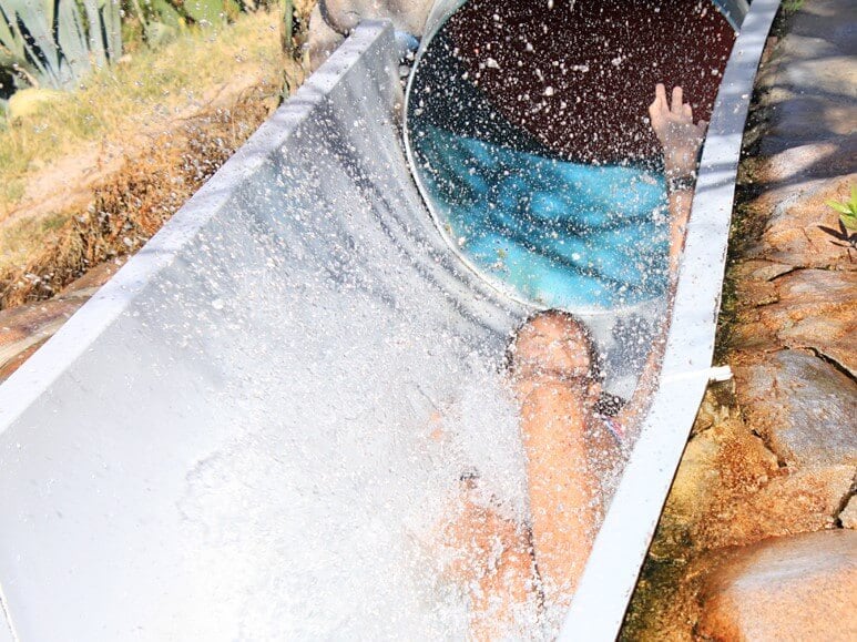 La nueva tendencia para disfrutar del verano. En la foto, el tobogán del Parque de Agua Cacheuta.