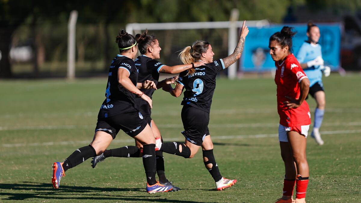 Belgrano ganó y es escolta en el femenino; Talleres recibe a Boca