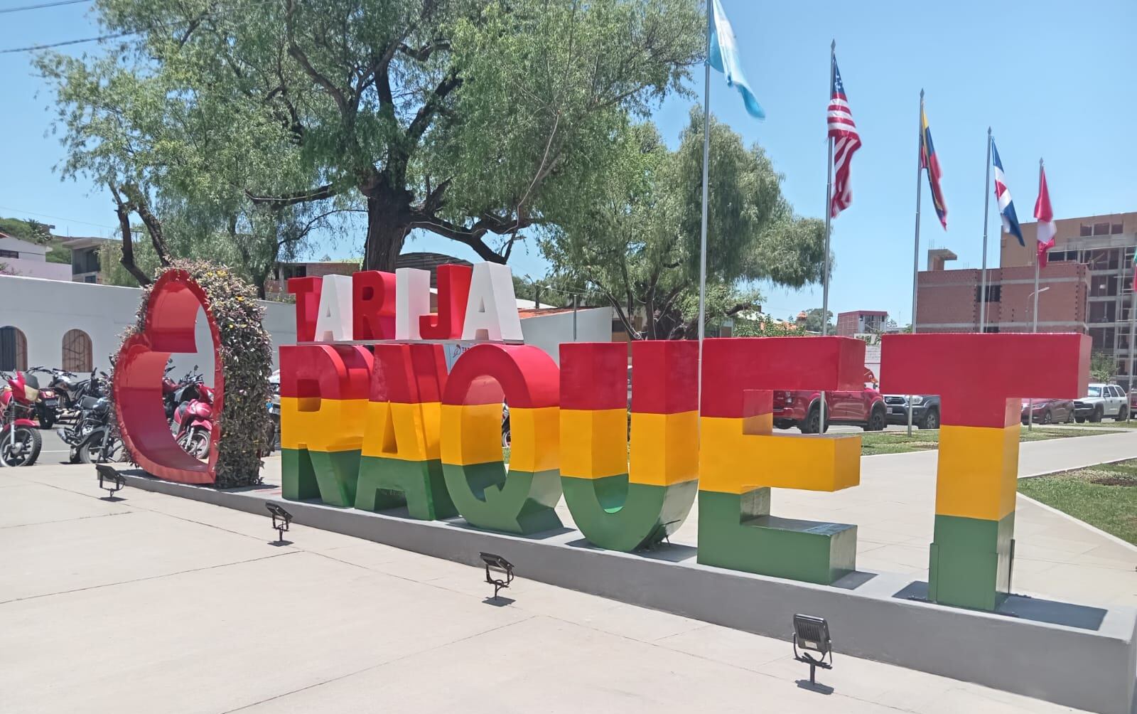 Tarija, la ciudad ubicada a 880 km de la capital boliviana La Paz y a 460 km de San Salvador de Jujuy, es sede del Campeonato Mundial Infanto Juvenil de Raquetbol.