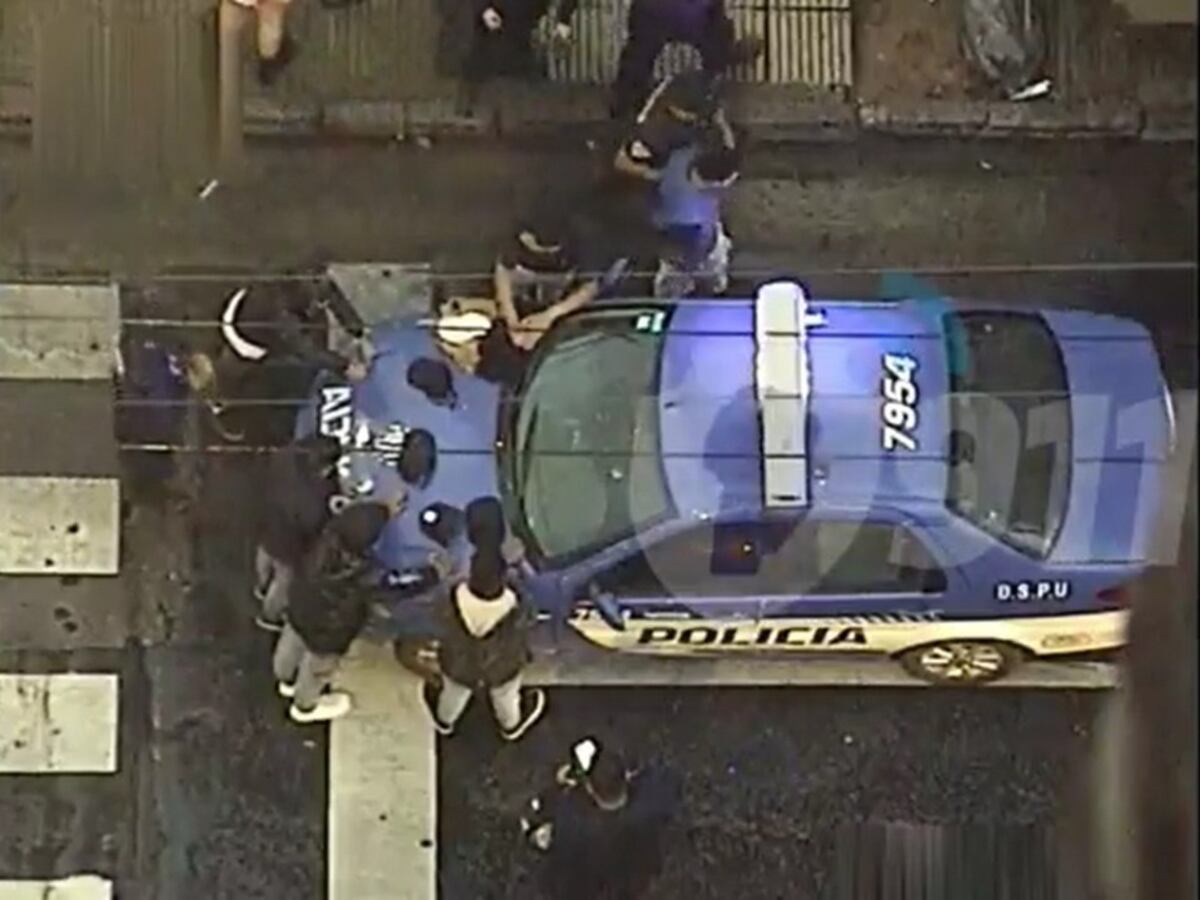 Ocho jóvenes le robaron a una adolescente en pleno centro de Córdoba