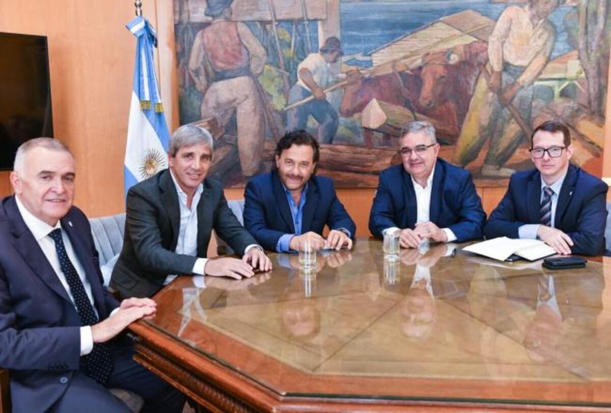 Reunión de trabajo entre Jaldo y Caputo, en Buenos Aires
