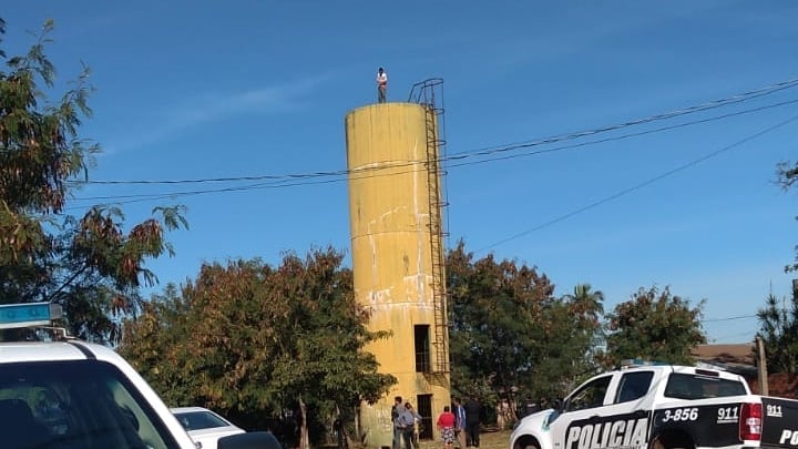 Garupá: un joven se arrojó desde un tanque de agua. Policía de Misiones