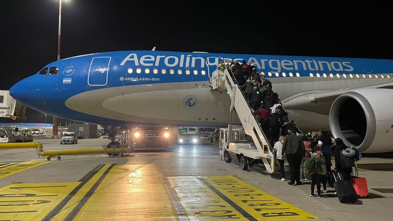 Aerolíneas Argentinas cancela acumulación de millas para funcionarios con pasajes pagados por Estado. Foto: Cancillería Argentina.