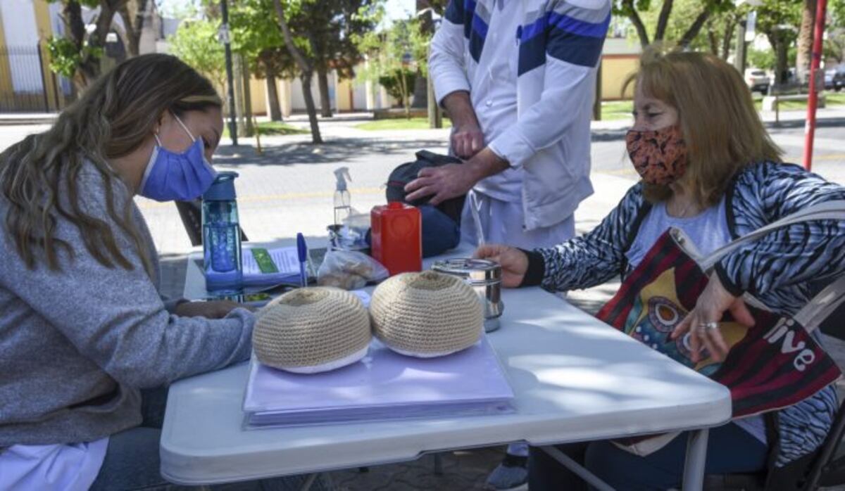 Concientizar y prevenir: Guaymallén sigue con su campaña sobre el cáncer de mama